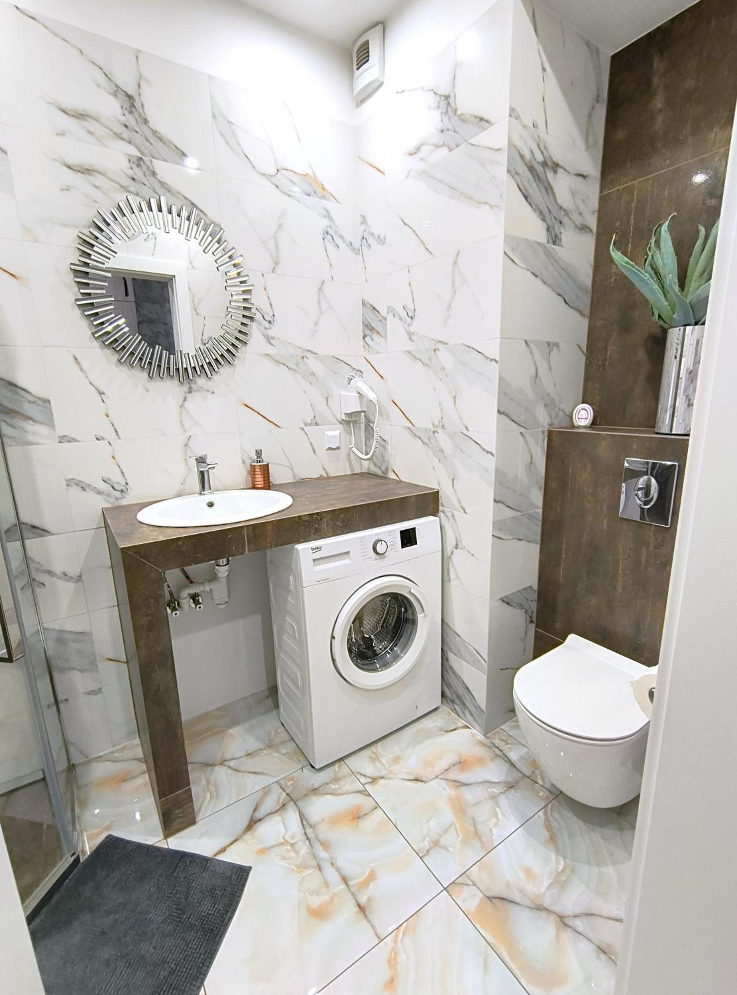 Private Parking, Secure Building - Central Apartments Old Town & Main Station Gdańsk Szoba fotó
