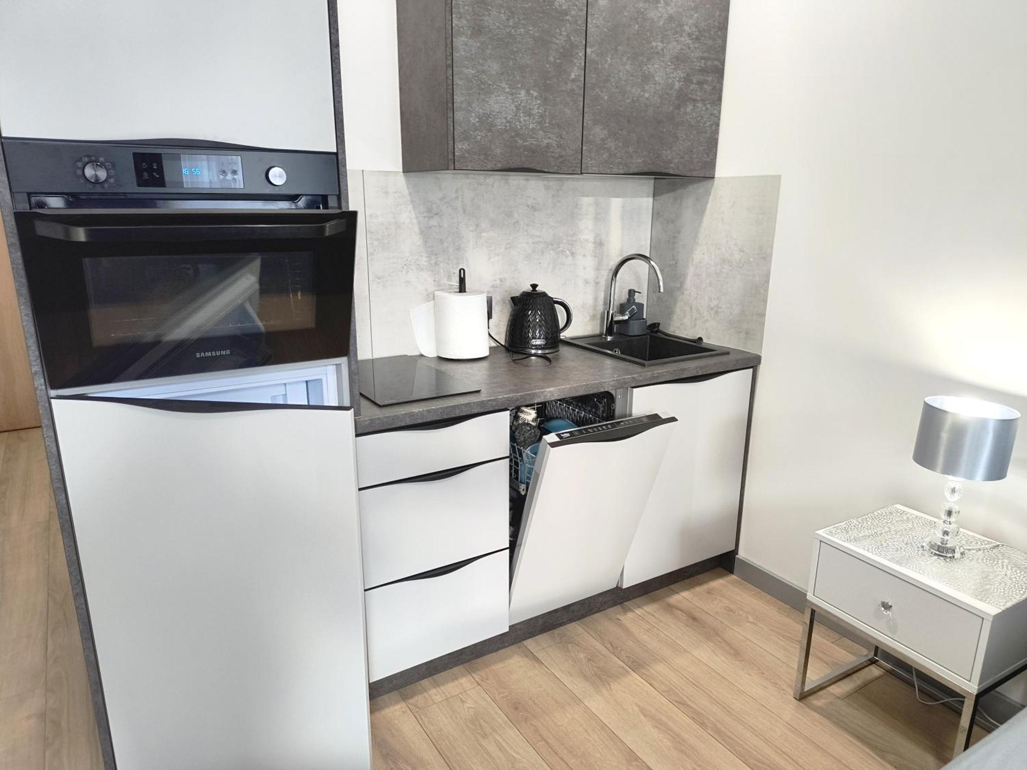 Private Parking, Secure Building - Central Apartments Old Town & Main Station Gdańsk Szoba fotó
